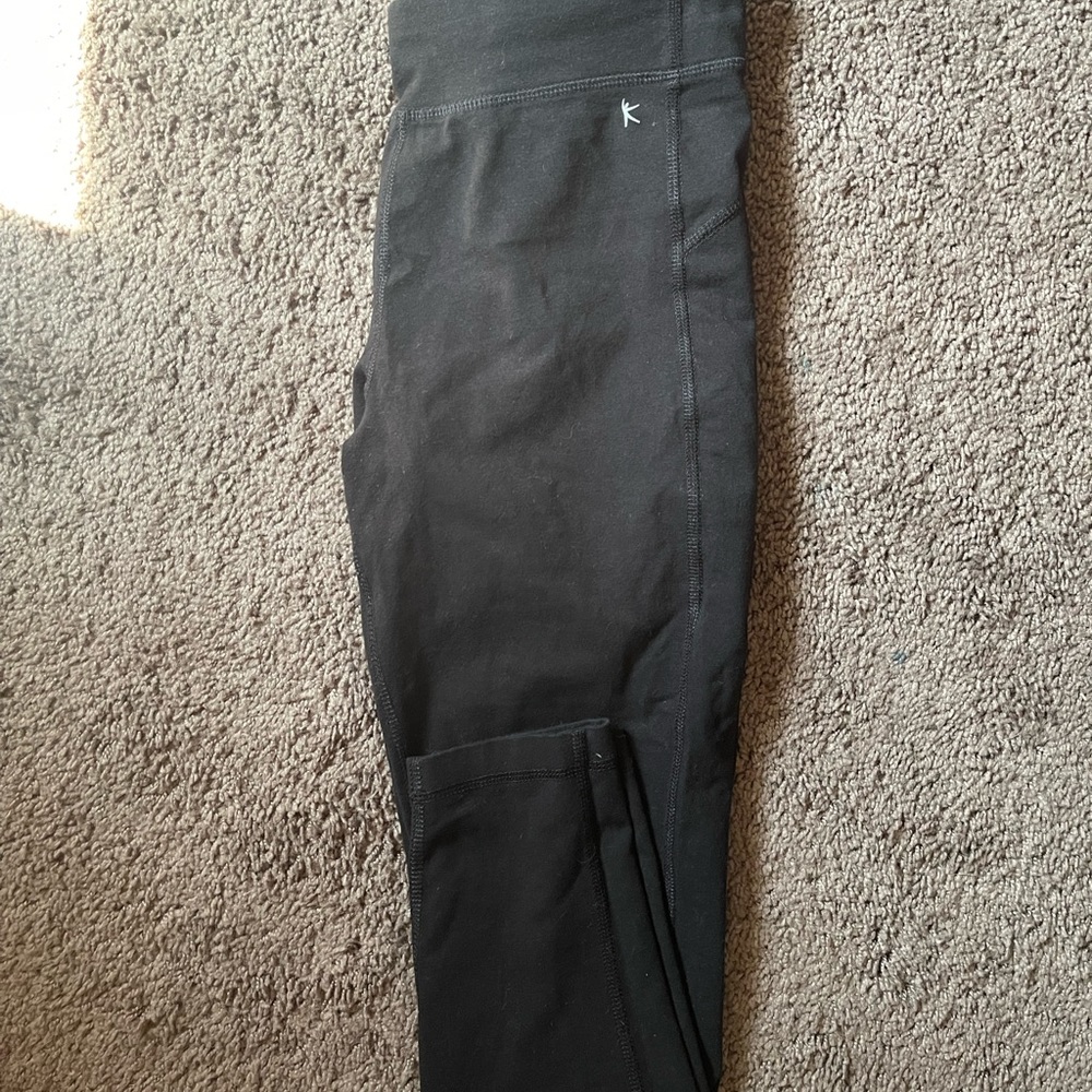 Black leggings